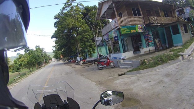 Peten Flores to Tikal Ancient City